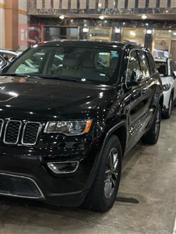 جیپ گراند شیرۆکی